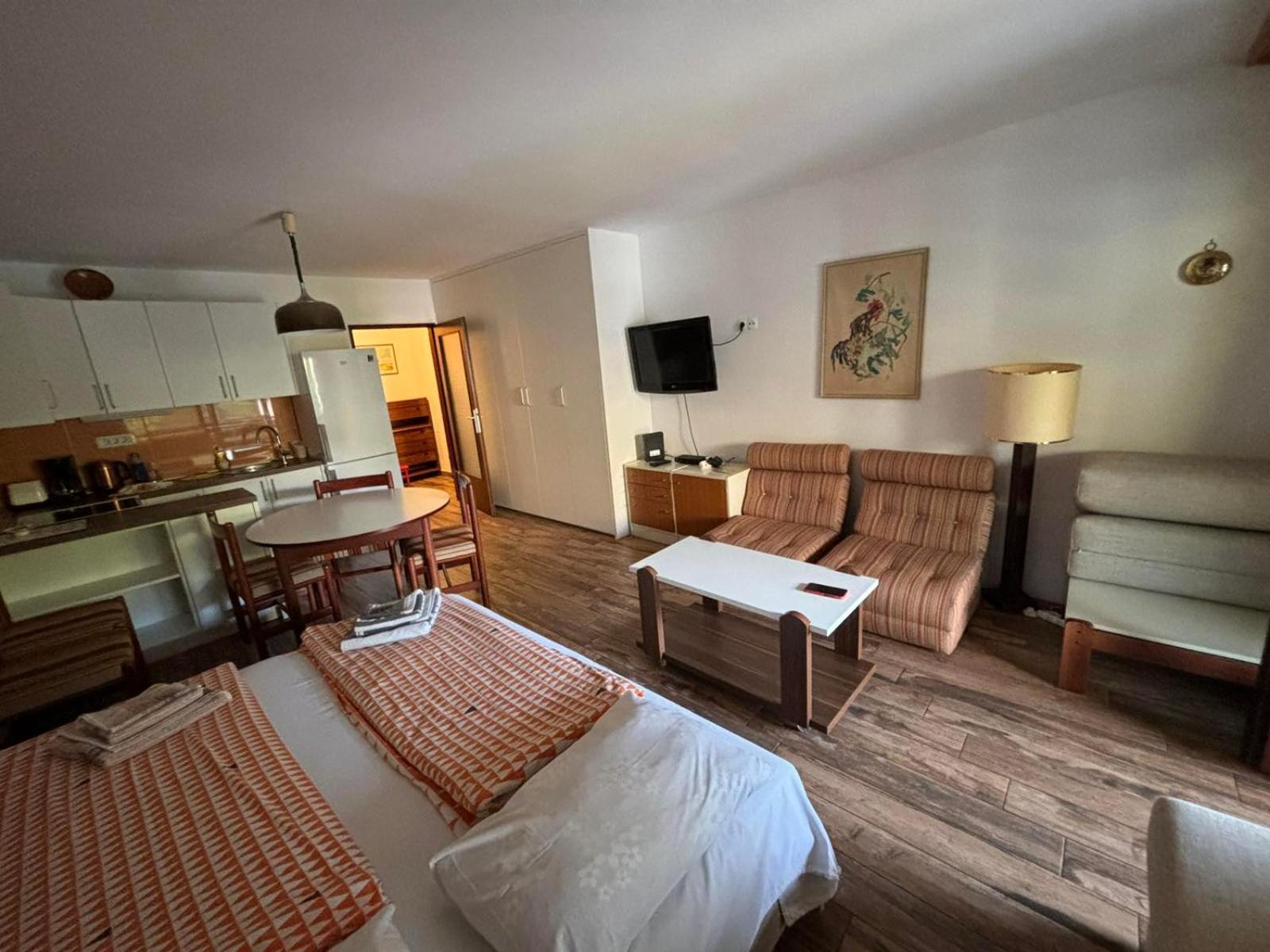 Apartman Veriga كْرانْيِسكا غورا المظهر الخارجي الصورة